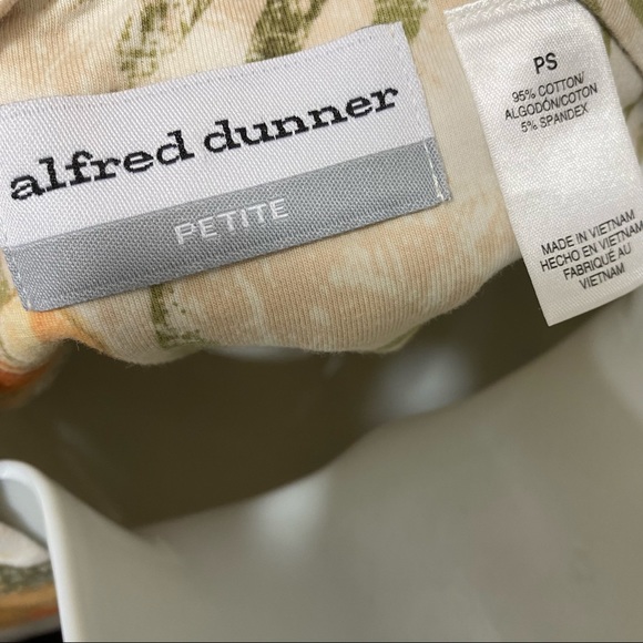 Alfred Dunner Floral Embellished Short Sleeve top - Picture 9 of 10